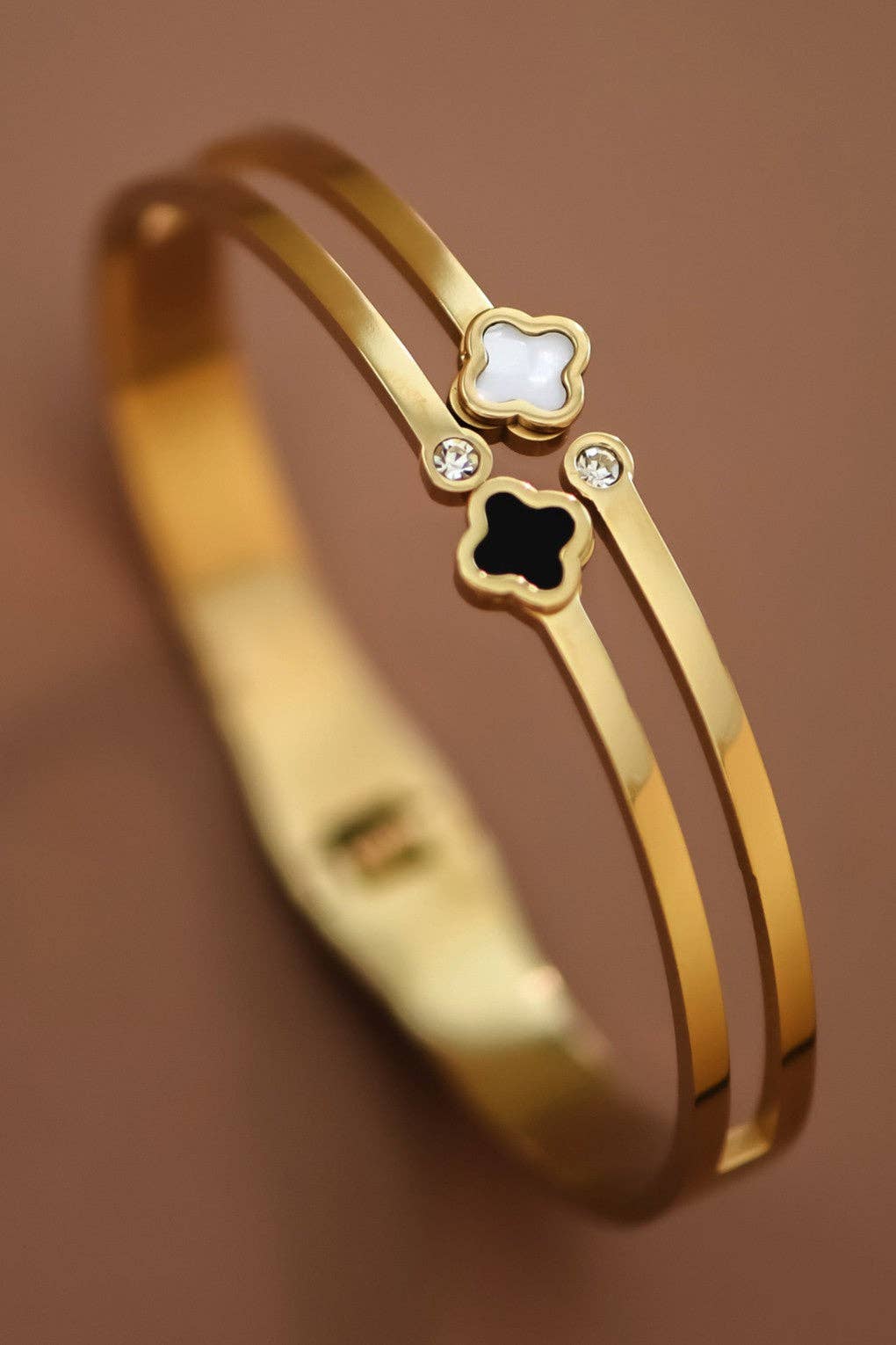 18K Gold Plated Waterproof Stainless Steel Bangle
