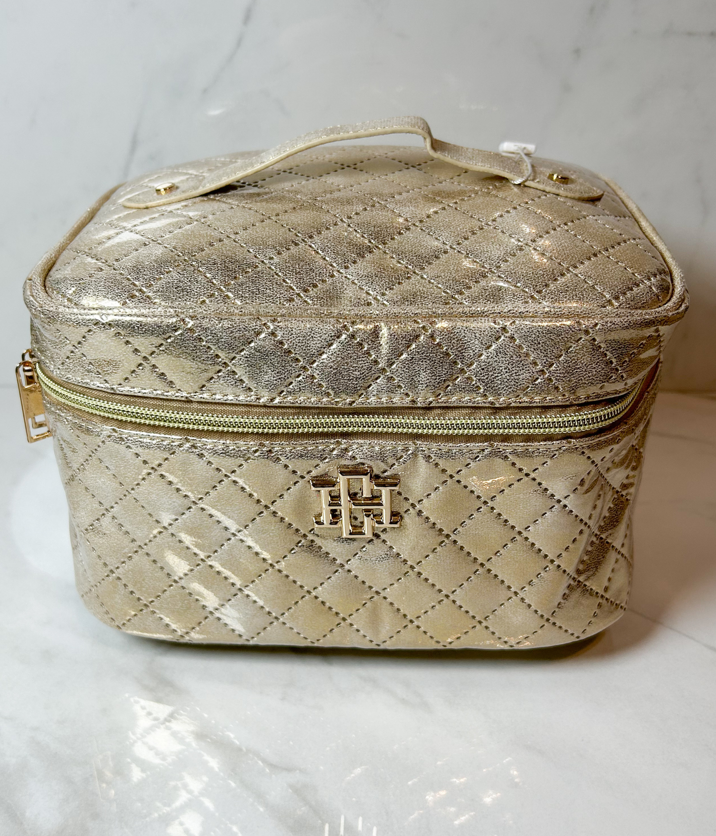 Hampton Train Case Champagne