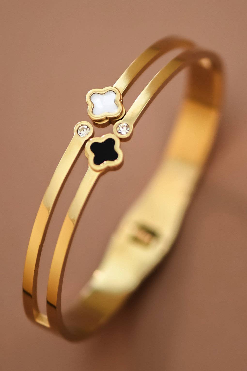 18K Gold Plated Waterproof Stainless Steel Bangle