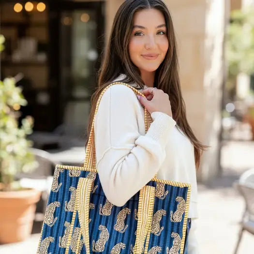 Blanche Cheetah Print Zipper Tote Bag - Regular